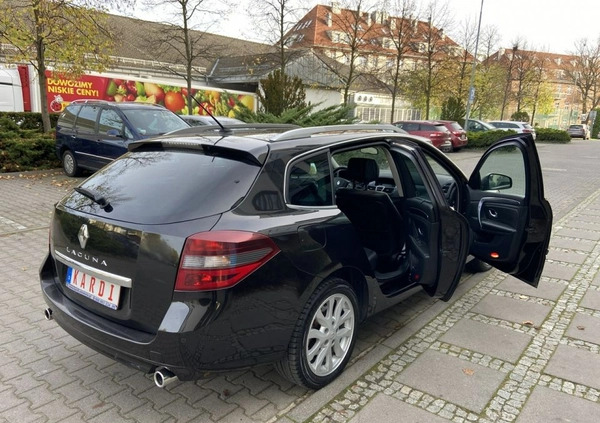 Renault Laguna cena 22999 przebieg: 208000, rok produkcji 2010 z Rzgów małe 781